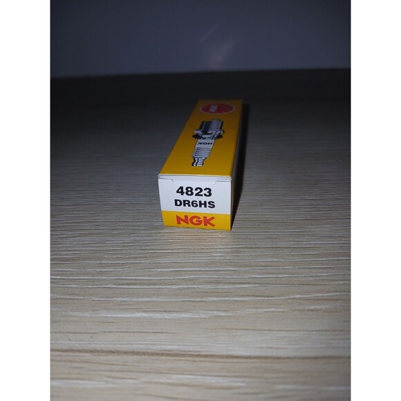 Set of 6 NGK Standard Spark Plugs DR6HS 4823  Made In Japan EAC New - Picture 7 of 16